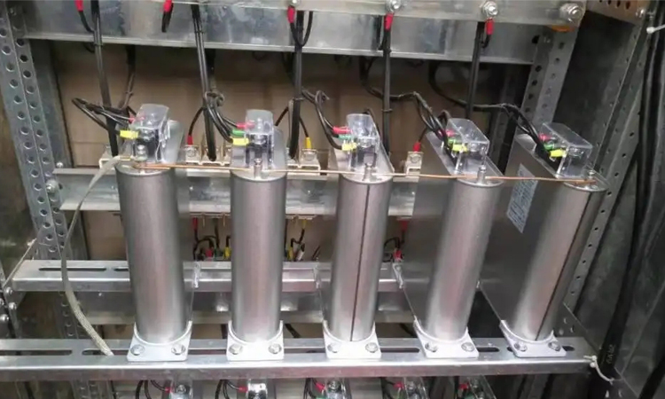 關于低壓電容器運行時異常聲響的介紹 關于低壓電容器運行時異常聲響的介紹