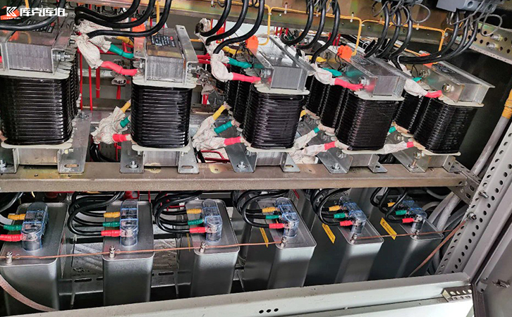 無功補償電容器